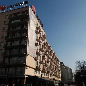 https://top-ten-house-marszalkowska-8.warsawhotelspoland.com
